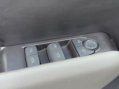Used 2024 Chevrolet Colorado ZR2 w/ LPO, Sports Bar Package AWD/4WD image 15