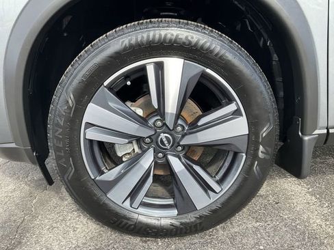 Certified 2023 Nissan Rogue SL image 8