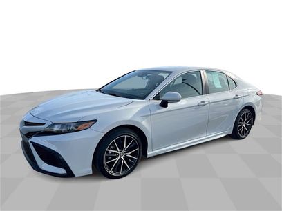 Used 2024 Toyota Camry SE w/ Convenience Package