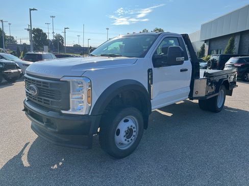 Used 2024 Ford F450 XL AWD/4WD image 3