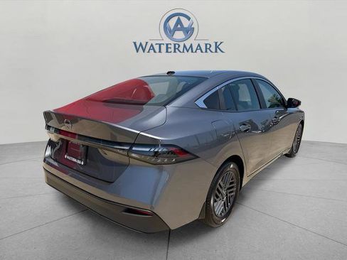 New 2026 Nissan Sentra SV w/ SV Convenience Package FWD image 4