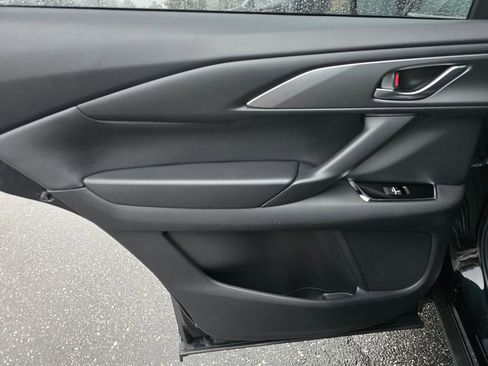 Used 2023 MAZDA CX-9 Touring Plus image 47