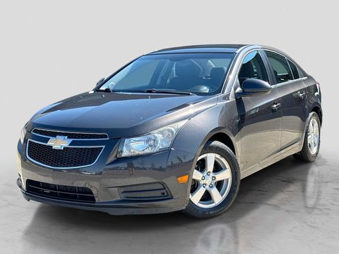 Used 2014 Chevrolet Cruze LT FWD image 1