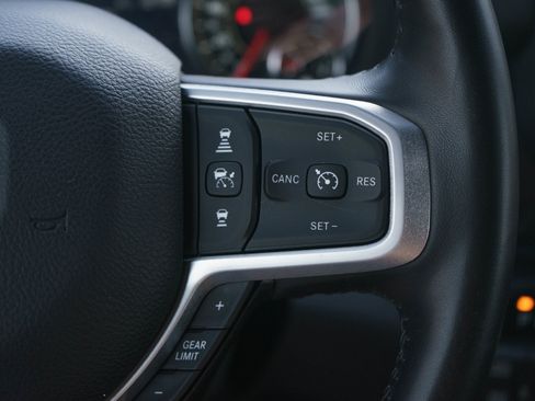 Used 2024 RAM 2500 Big Horn w/ Safety Group AWD/4WD image 23