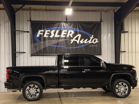 Used 2021 Chevrolet Silverado 2500 LTZ w/ LTZ Convenience Package AWD/4WD image 8