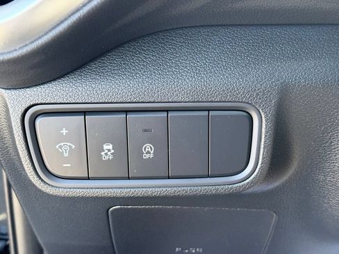 Used 2025 Kia Soul S FWD image 21