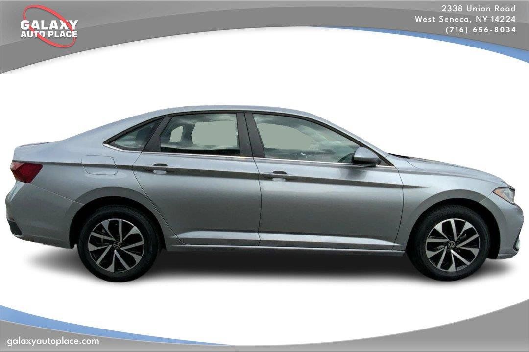 Used 2025 Volkswagen Jetta S FWD image 4