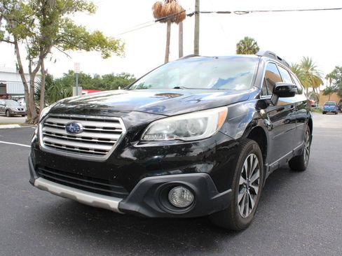 Used 2016 Subaru Outback 2.5i Limited AWD/4WD image 2