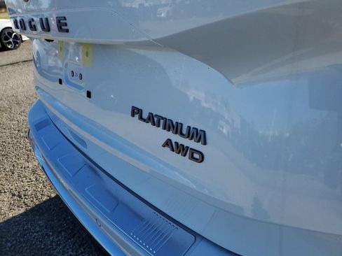 New 2026 Nissan Rogue Platinum w/ Platinum Premium Package AWD/4WD image 6