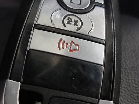 Used 2024 Ford Ranger Lariat w/ FX4 Off-Road Package image 31