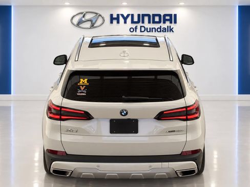 Used 2023 BMW X5 xDrive45e w/ Luxury Seating Package AWD/4WD image 6