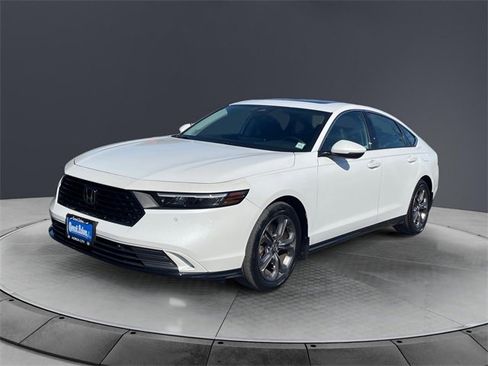 Used 2023 Honda Accord EX-L image 7