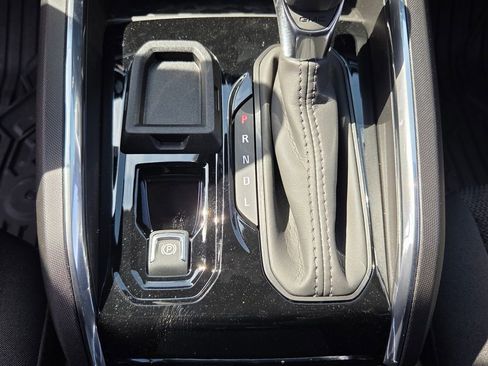 New 2026 GMC Canyon Elevation w/ Convenience Package image 19