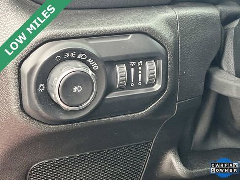 Certified 2020 Jeep Wrangler Unlimited Sahara w/ LED Lighting Group image 24