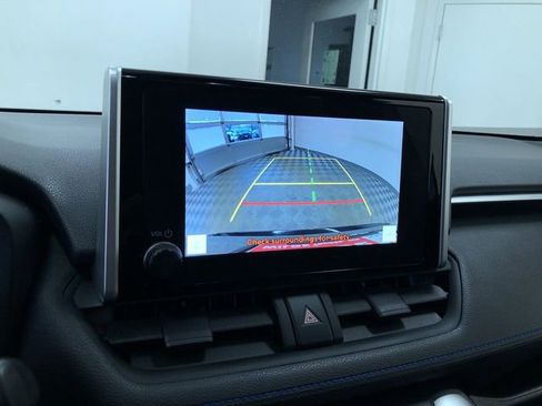 Certified 2023 Toyota RAV4 SE image 28