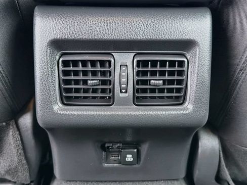 Used 2025 Toyota Camry LE w/ Convenience Package AWD/4WD image 23