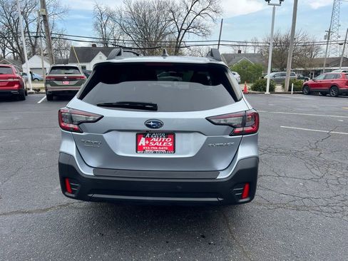 Used 2022 Subaru Outback Premium w/ Popular Package #1 image 7