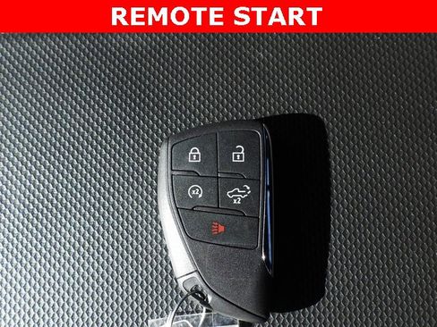 Used 2024 Chevrolet Silverado 1500 ZR2 w/ Technology Package image 7