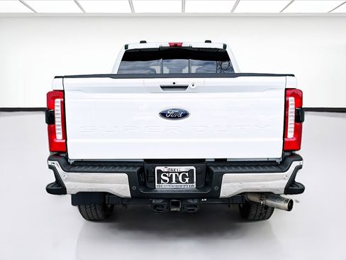 Used 2024 Ford F250 Lariat w/ Chrome Package AWD/4WD image 5