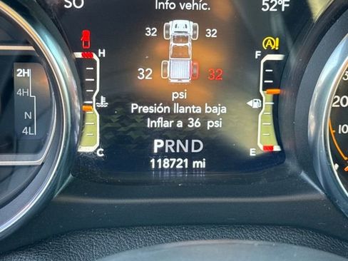 Used 2020 Jeep Gladiator Overland image 16