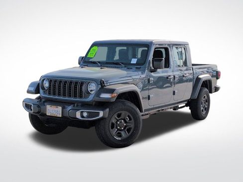 Used 2026 Jeep Gladiator Sport AWD/4WD image 1