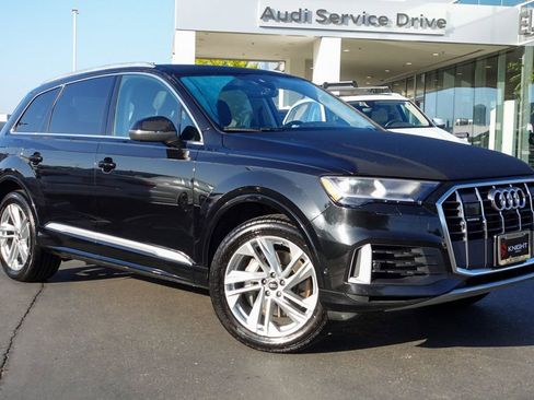 Used 2023 Audi Q7 3.0T Premium Plus image 3