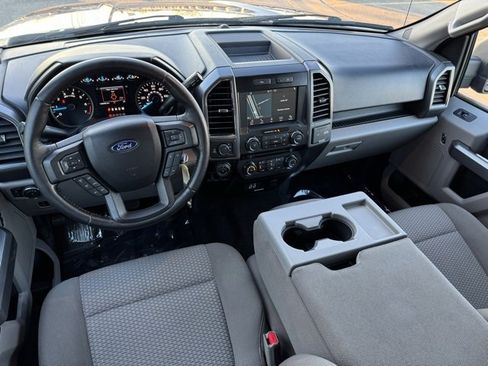 Used 2017 Ford F150 XLT w/ Equipment Group 302A Luxury image 6