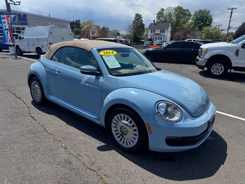 Used 2014 Volkswagen Beetle 2.5 FWD image 3