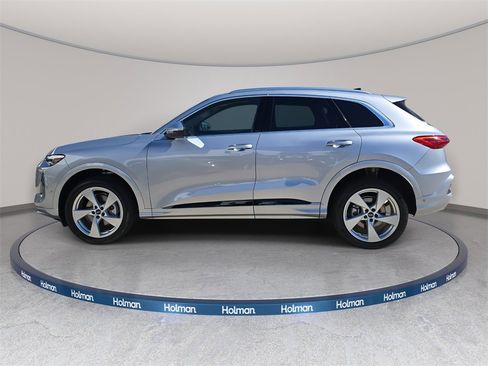 New 2025 Audi Q5 Premium Plus image 6