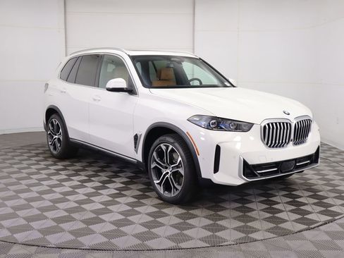 Used 2026 BMW X5 sDrive40i w/ Climate Comfort Package RWD image 4