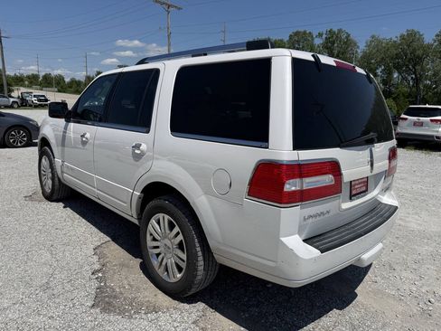 Used 2012 Lincoln Navigator 4WD image 5