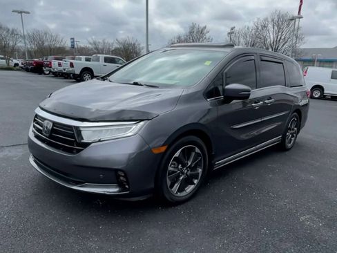 Used 2023 Honda Odyssey Elite image 4