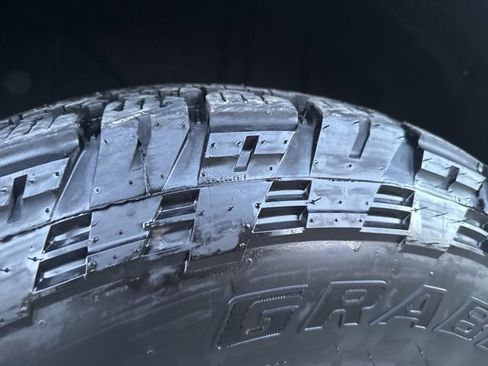 Used 2025 Ford Expedition Tremor image 11