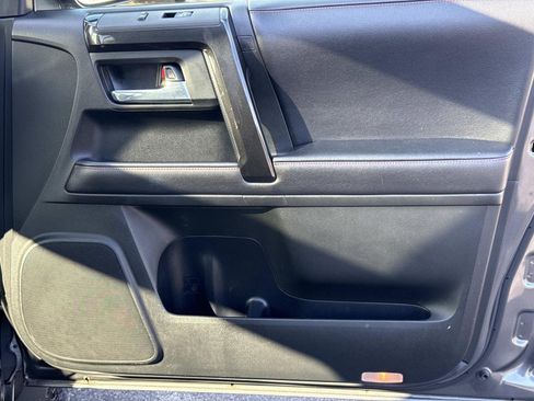 Used 2019 Toyota 4Runner TRD Off-Road Premium image 23