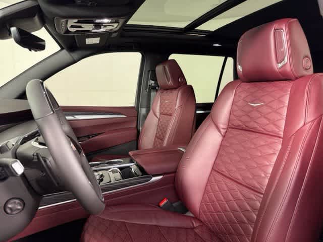 New 2026 Cadillac Escalade Luxury w/ Touring Package AWD/4WD image 5