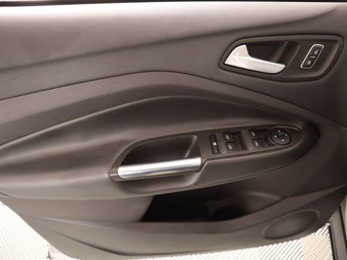 Used 2016 Ford Escape SE image 14