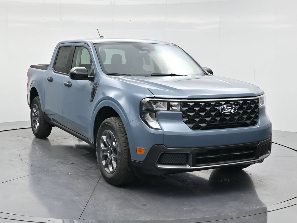 New 2026 Ford Maverick XLT w/ Equipment Group 301A AWD/4WD image 3
