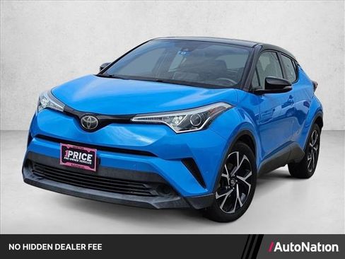 Used 2019 Toyota C-HR XLE FWD image 1