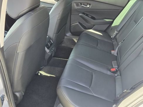Used 2023 Honda Accord Touring image 12