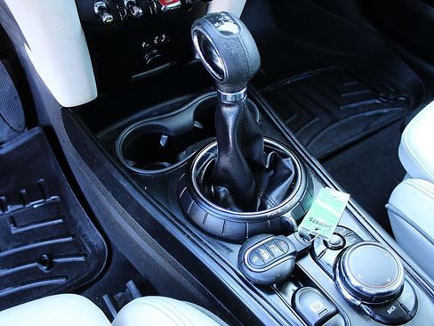 Used 2017 MINI Cooper Countryman S image 10