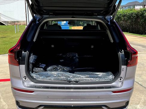 New 2026 Volvo XC60 B5 Ultra w/ Protection Package Premier AWD/4WD image 45