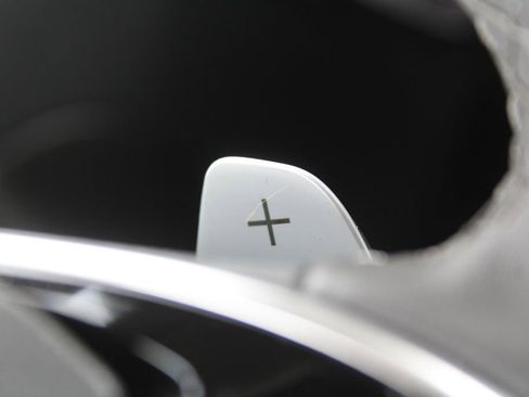 Certified 2024 Kia Niro EX image 34