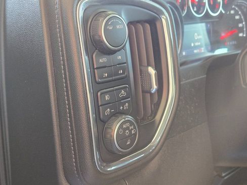 Used 2020 Chevrolet Silverado 1500 LT Trail Boss image 11