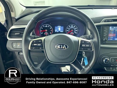 Used 2019 Kia Sorento LX w/ LX Convenience Package image 11