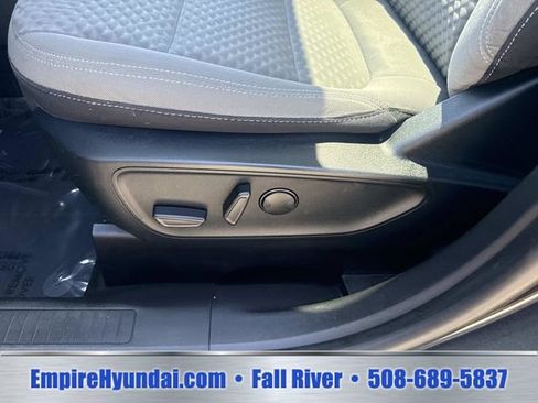 Used 2020 Ford Escape SE AWD/4WD image 19