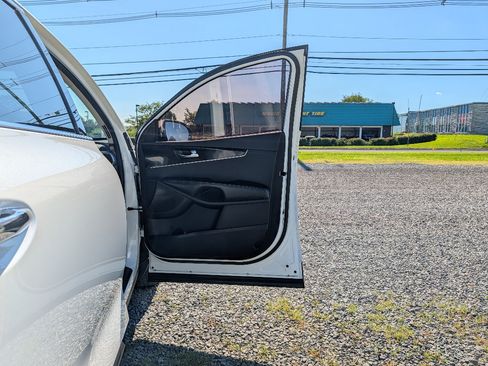 Used 2019 Kia Sorento EX FWD image 13