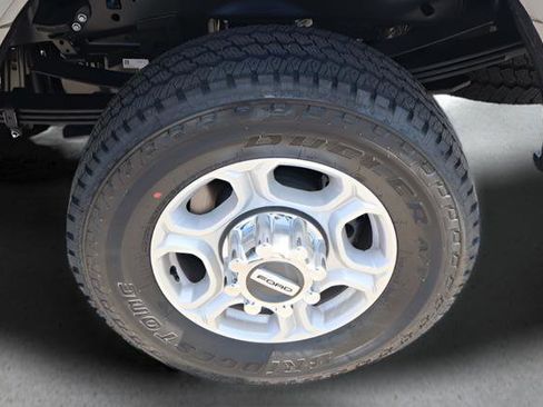 New 2026 Ford F350 XLT w/ FX4 Off-Road Package AWD/4WD image 27