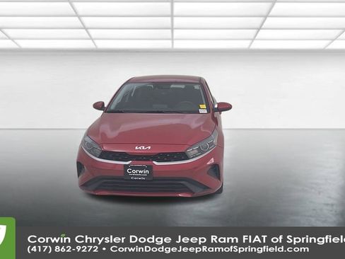 Used 2024 Kia Forte LXS image 5