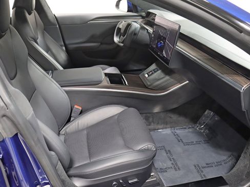 Used 2022 Tesla Model S image 34