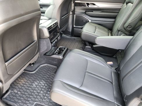 New 2025 Jeep Wagoneer Series II image 23